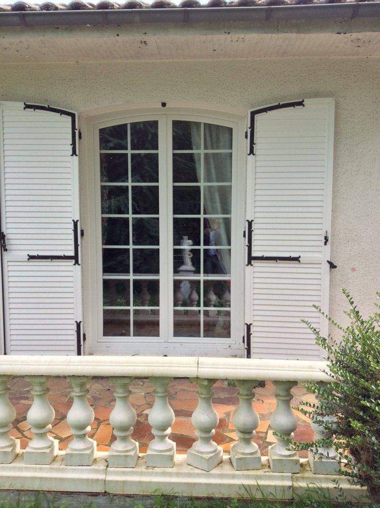 Fabrication menuiserie PVC à Carbon-Blanc